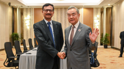 China and Bangladesh: Celebrating 50 Years of Friendship! π Wang Yi: China is Bangladesh's trustworthy friend, neighbor, partner